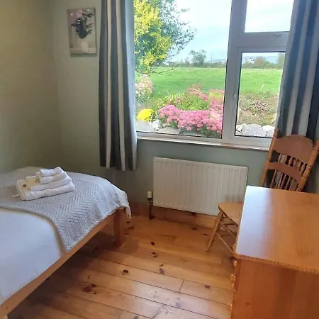 Nyaraló Lackandarralodge Large 5br Entire House Sleeps14! Dungarvan
